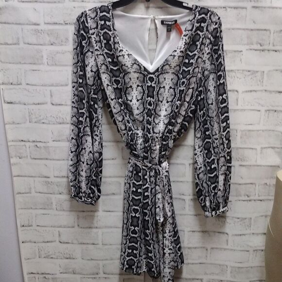 Express Dresses & Skirts - Express dress